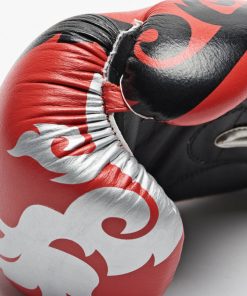 Leone 1947® North America MUAY THAI BOXING GLOVES 39 Leone 1947® North America MUAY THAI BOXING GLOVES