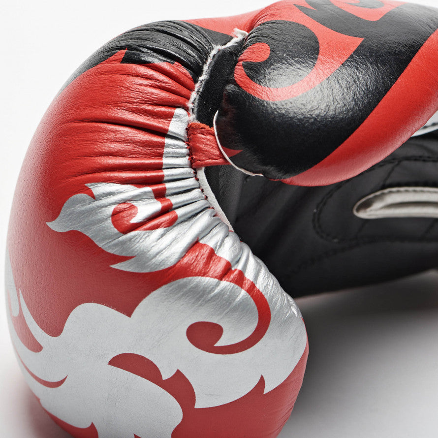 Leone 1947® North America MUAY THAI BOXING GLOVES 15 Leone 1947® North America MUAY THAI BOXING GLOVES