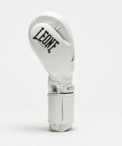 Leone 1947® North America THE GREATEST BOXING GLOVES 30 Leone 1947® North America THE GREATEST BOXING GLOVES