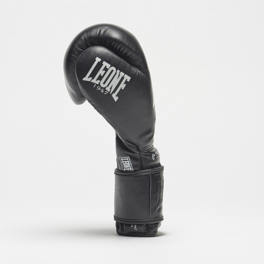 Leone 1947® North America THE GREATEST BOXING GLOVES 7 Leone 1947® North America THE GREATEST BOXING GLOVES